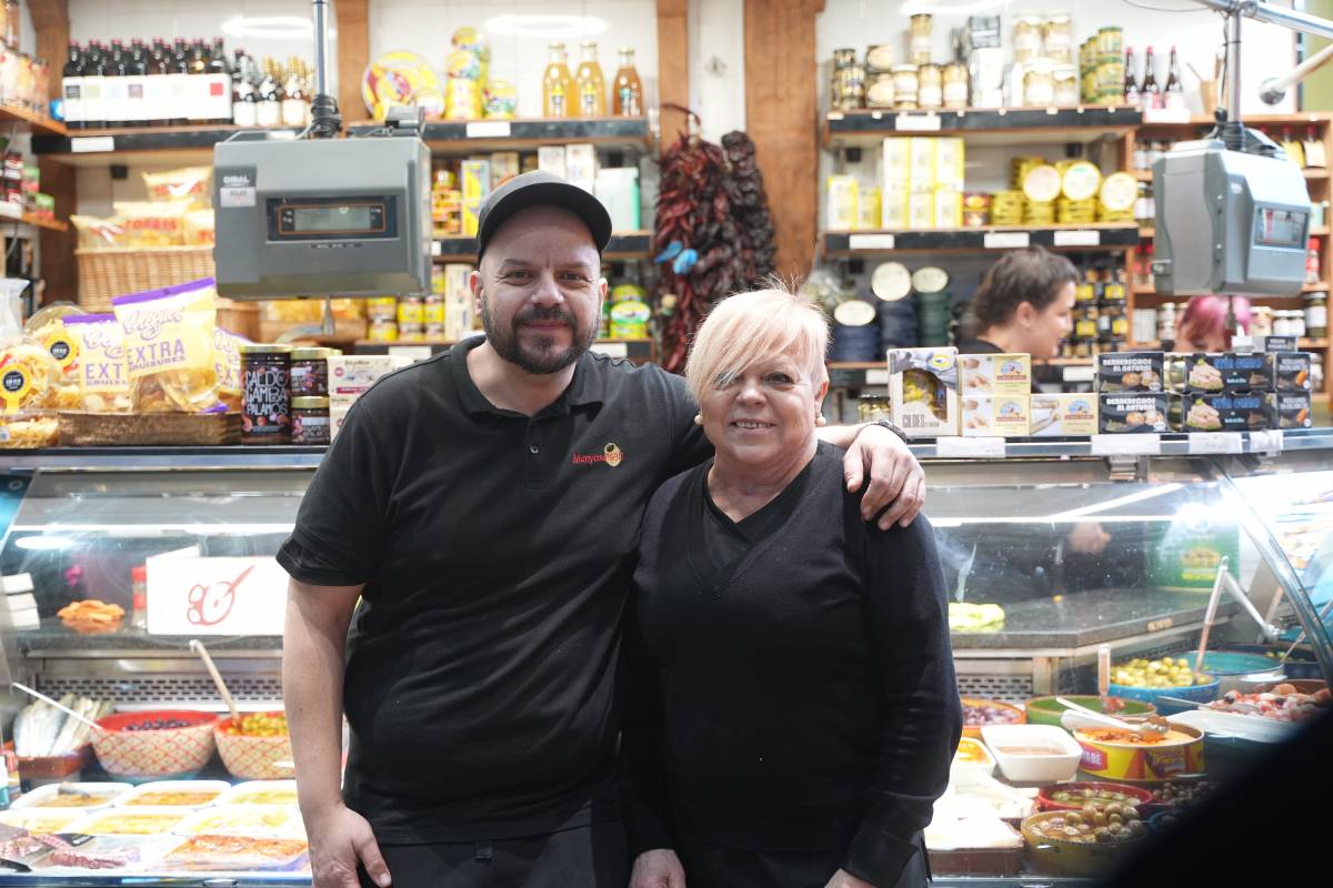 S'albiren canvis al Mercat Central: una parada vol créixer i el restaurant busca pretendents