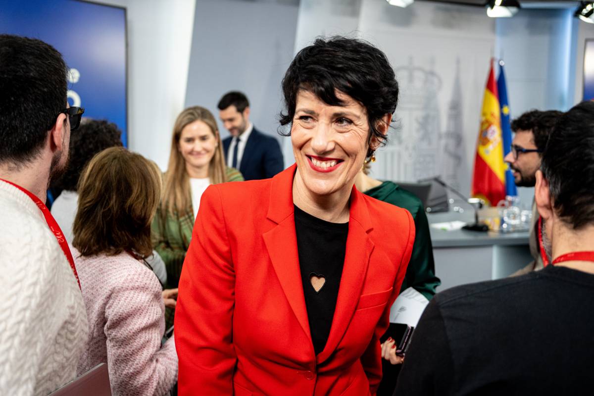 La Moncloa esquiva l'autocrítica per la debacle a l'Aragó i apunta al PP: «És el llevaneus de Vox»