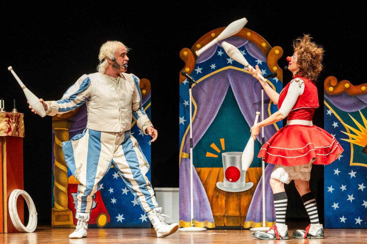 Més de tres dècades esdevenint la capital dels pallassos: "Sempre hem apostat pel teatre familiar"