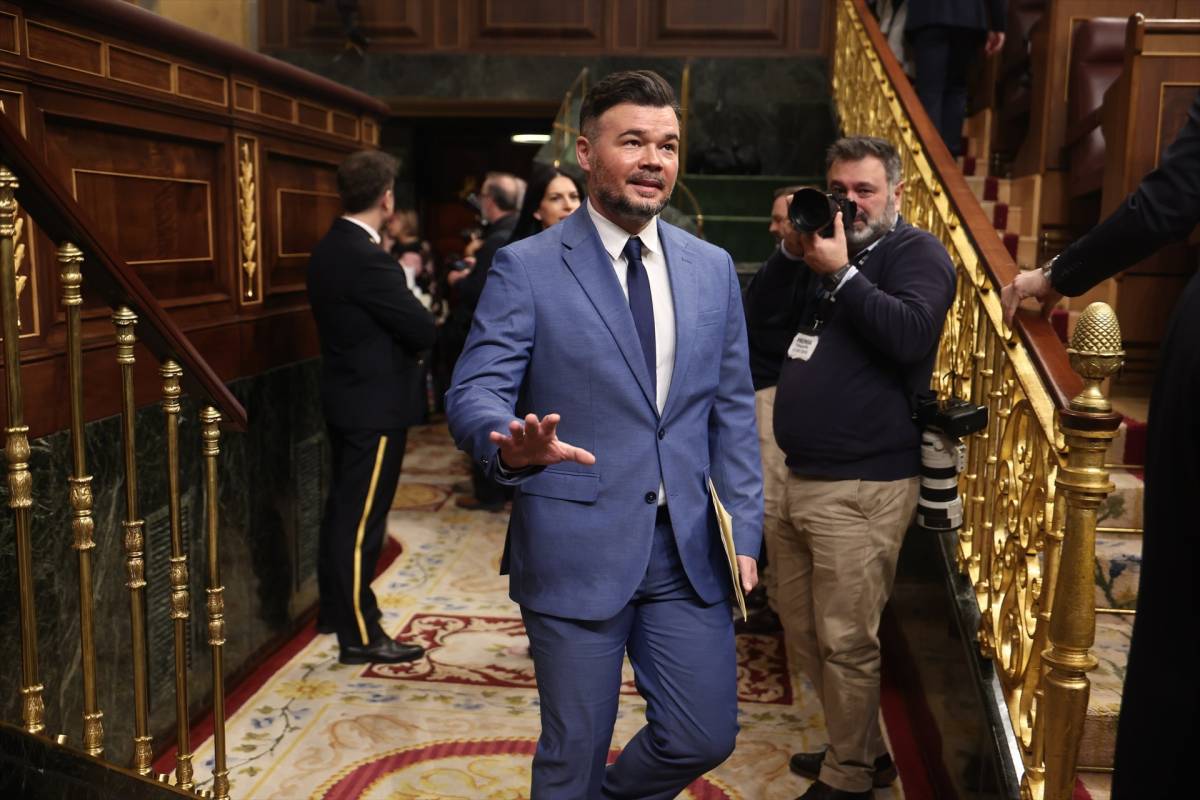 Feijóo diu que el «projecte espanyolista» de Rufián «potser durarà menys que la República catalana»