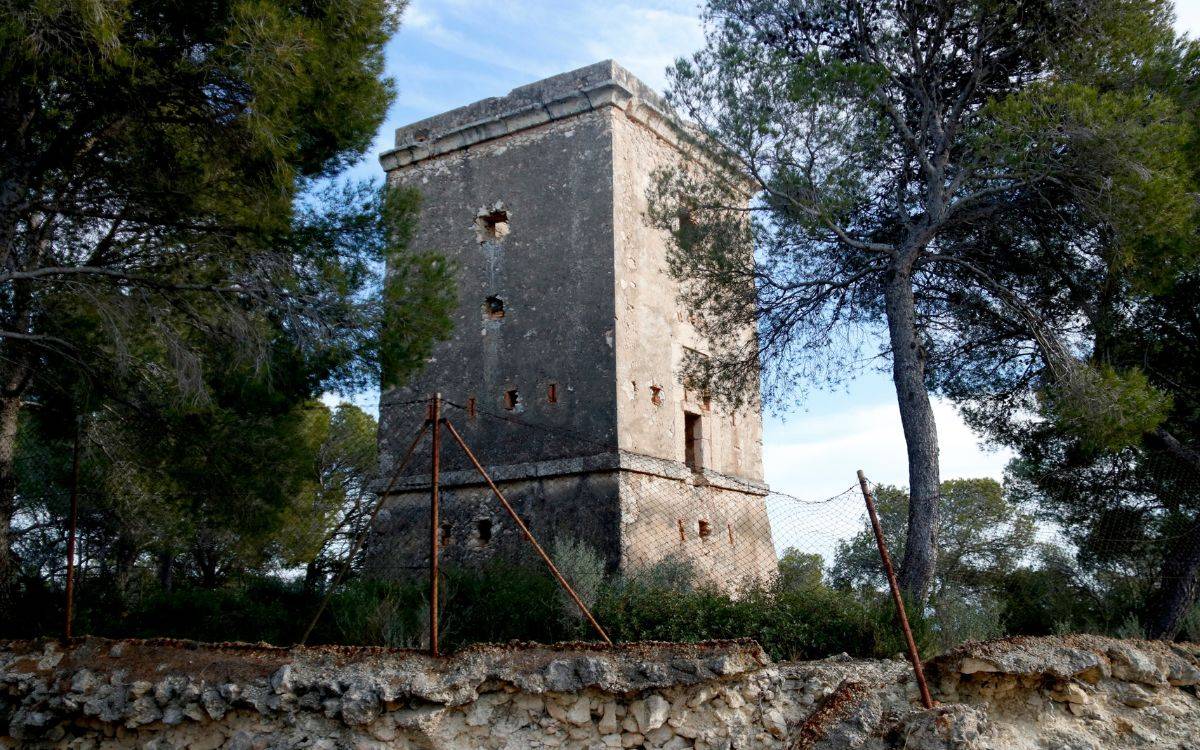 La Xarxa Vendrellenca porta a Fiscalia el «deficient» estat de conservació de la torre del telègraf