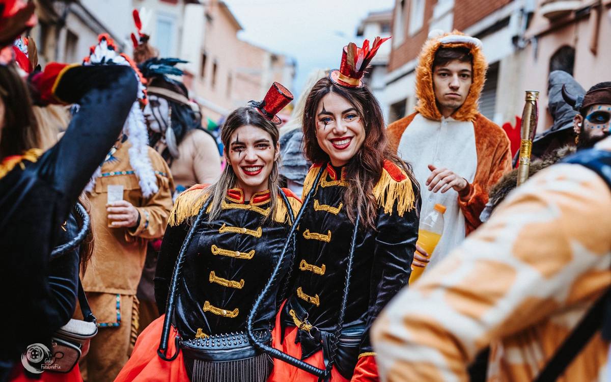 Engega el Carnaval de Sallent amb ironia cap a les xarxes i els influencers