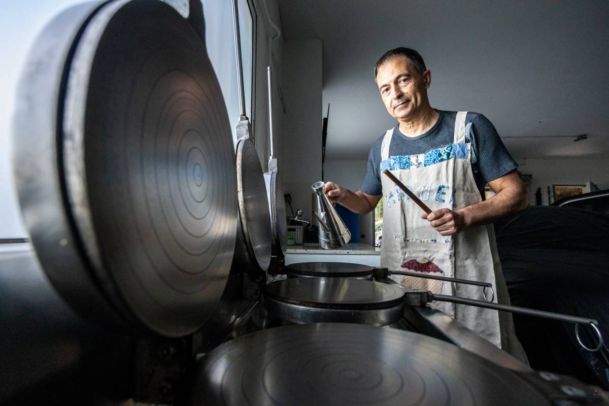 Miquel Borrell, neuler per tradició familiar: un llegat que va omplir pastisseries de la ciutat