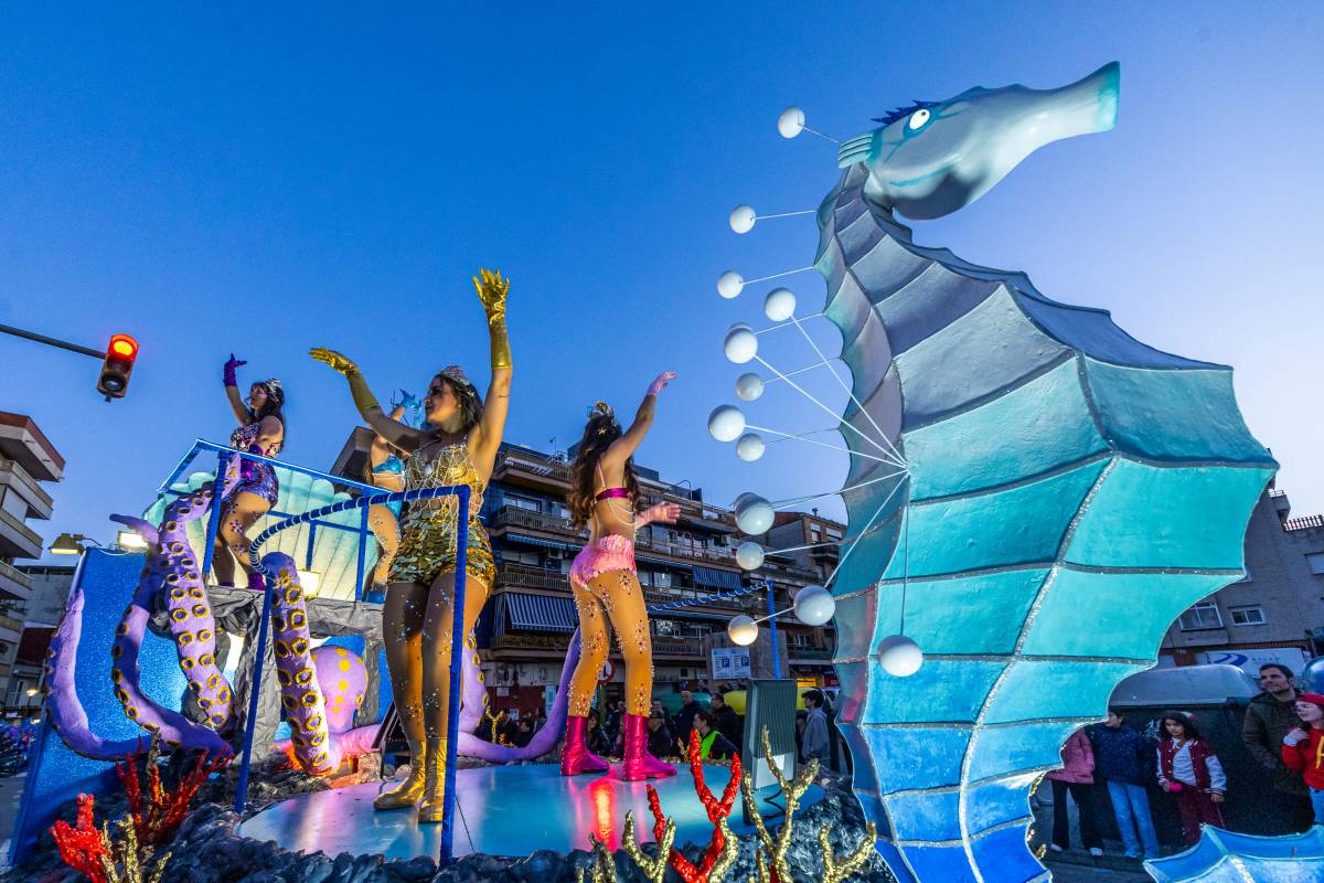 La rua de Ca n’Oriac - JUANMA PELÁEZ La rua de Ca n’Oriac