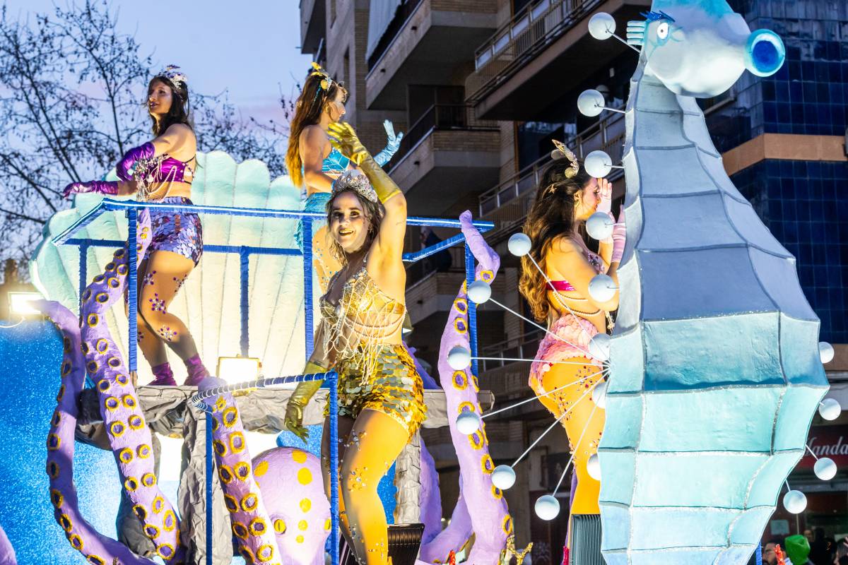 La rua de Ca n’Oriac - JUANMA PELÁEZ La rua de Ca n’Oriac