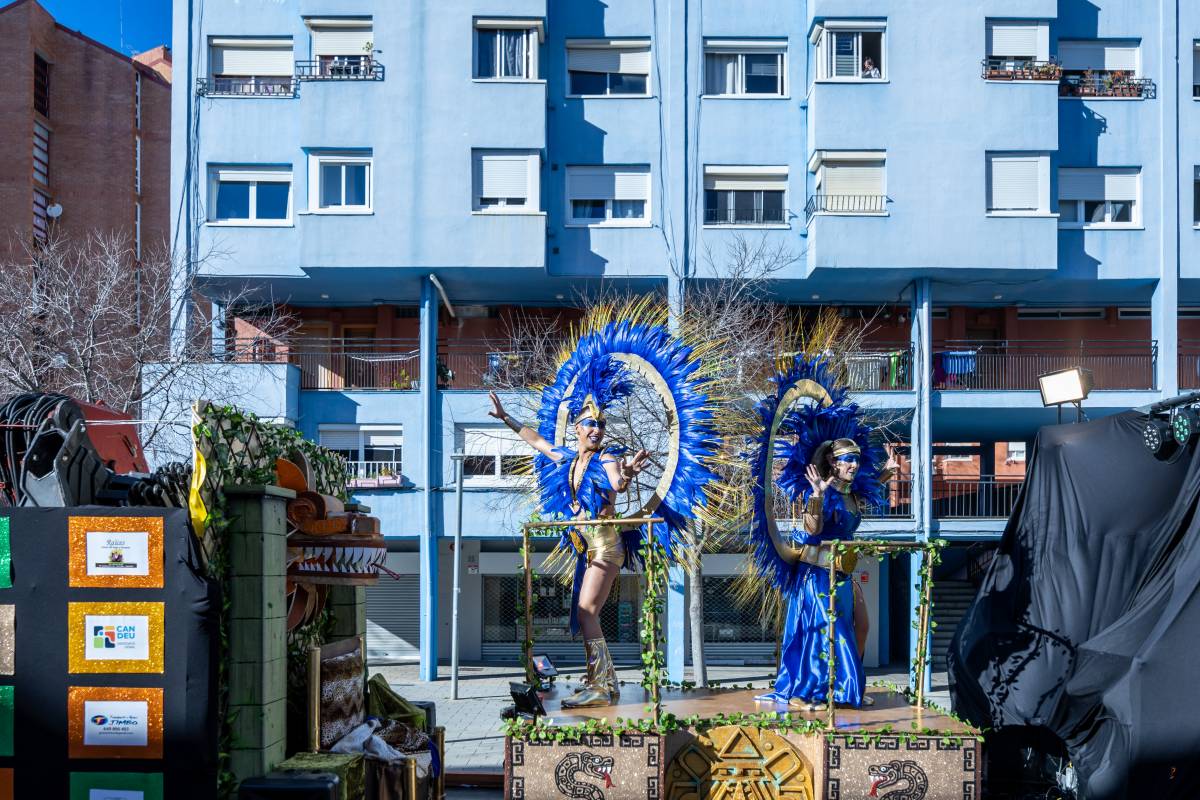 La rua de Can Deu - JUANMA PELÁEZ La rua de Can Deu