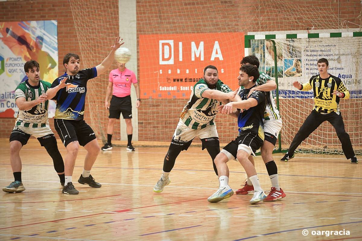 L'OAR masculí torna al camí del triomf davant de l'Handbol Sant Joan Despí