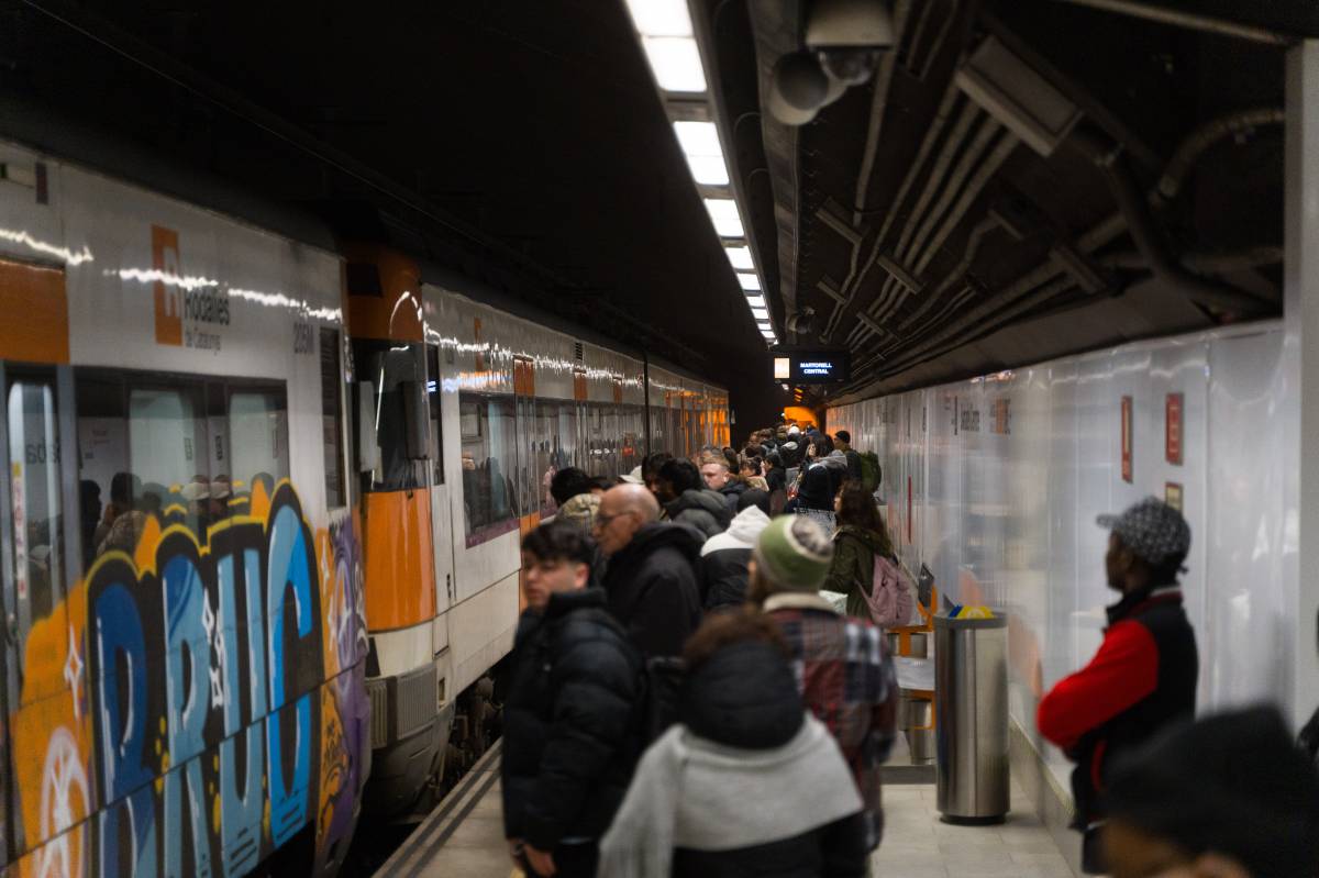 Els usuaris de Rodalies diuen prou: "Definitivament, és impossible que funcioni bé"