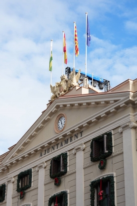 El ple de Sabadell votarà reprovar el regidor de Vox que va simular un tret al clatell