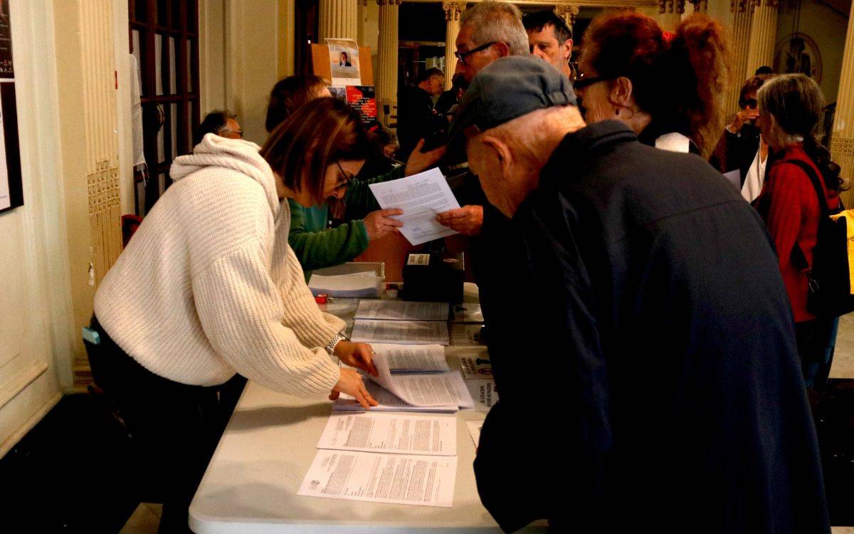 Recullen prop de 3.000 signatures en dos dies contra el projecte de la MAT entre l'Aragó i Tarragona