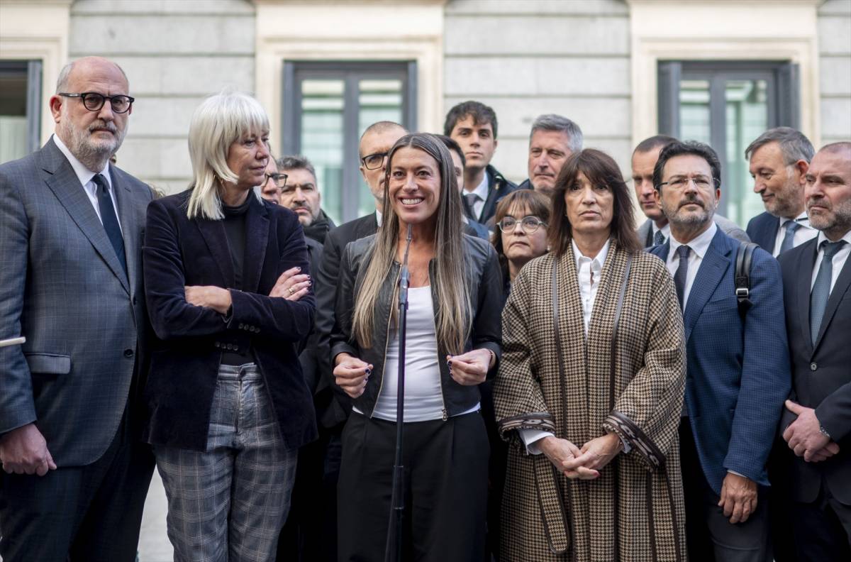 Junts evita sumar els seus vots al PP i a Vox per prohibir el burca