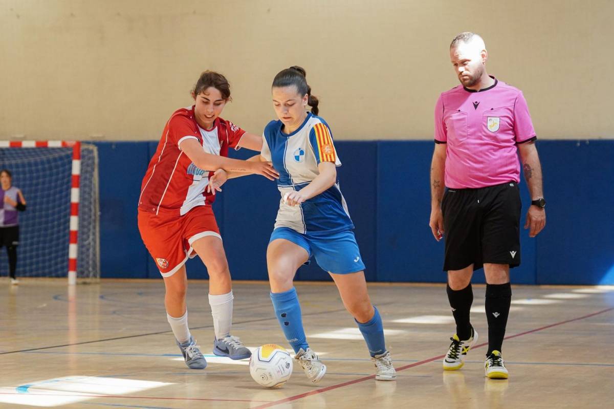 La futbolista en acció 