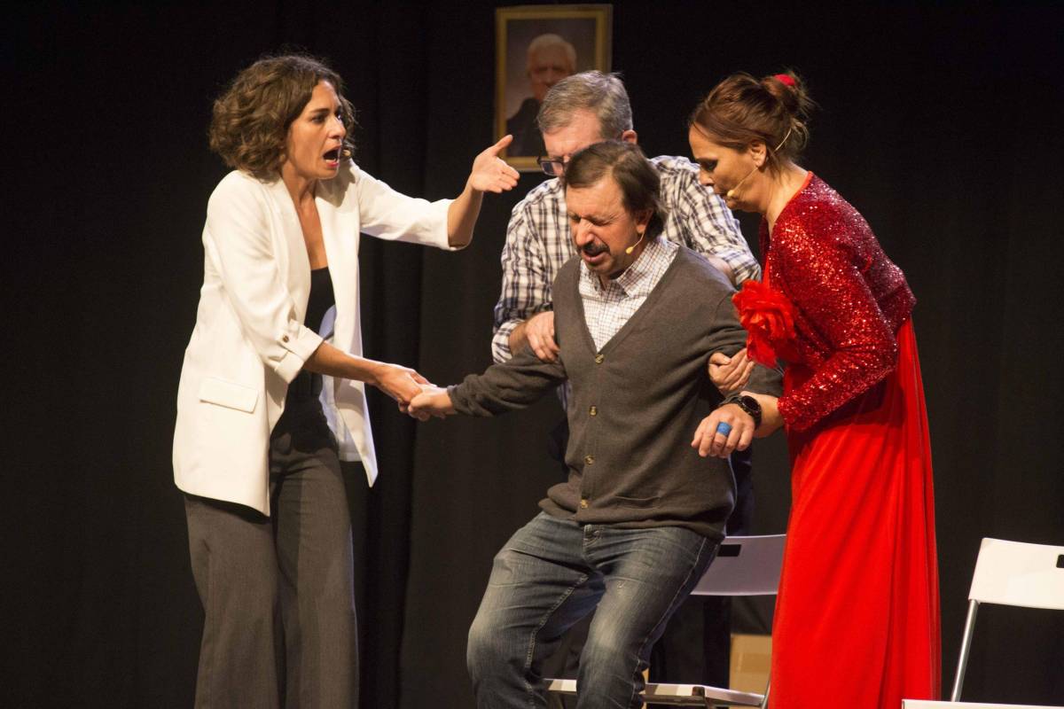 Alfred García i l’obra “Cunyades” arriben a Els Costals