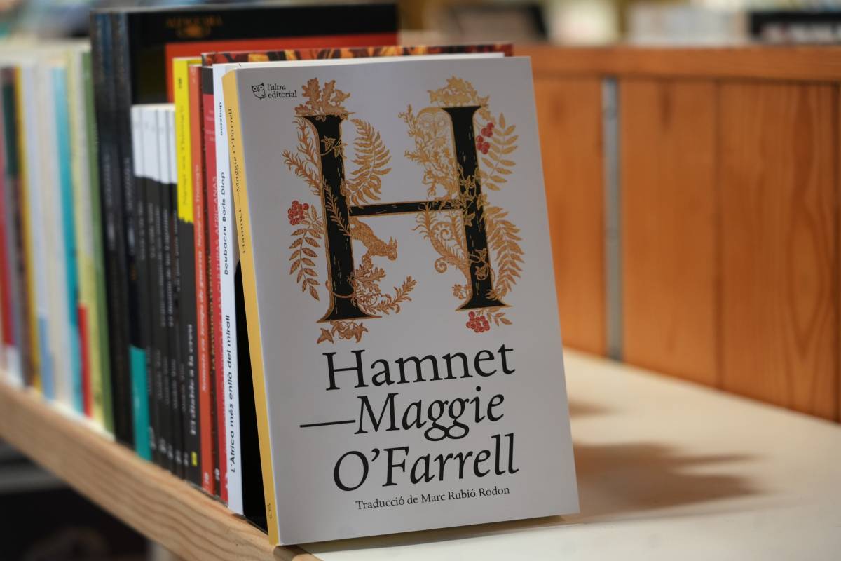 L'èxit cinematogràfic de «Hamnet» dispara la venda de la novel·la original: de què tracta i qui és Maggie O'Farrell