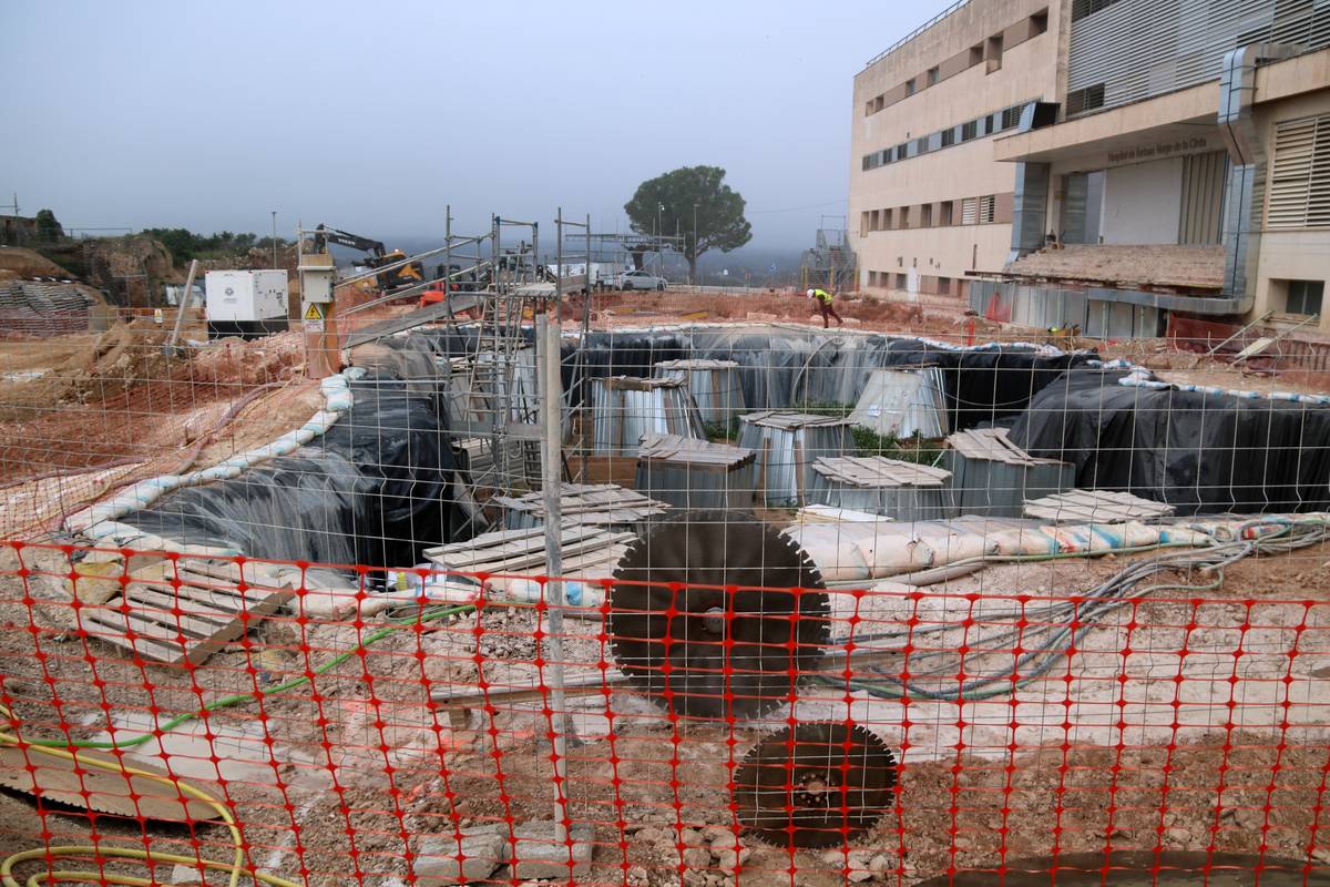 Represa l'ampliació de l'Hospital de Tortosa amb una fonamentació «quirúrgica» per conservar les restes arqueològiques 