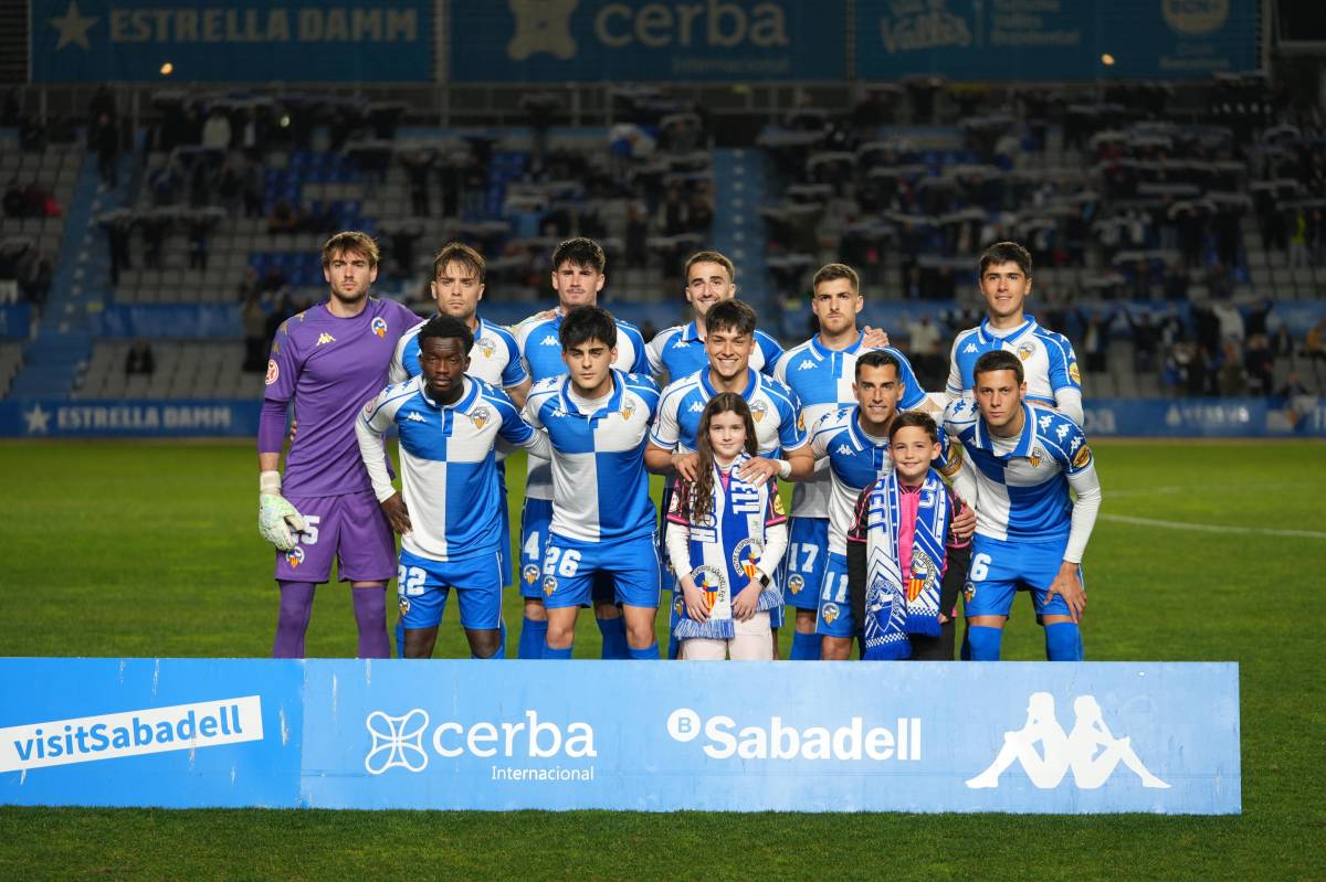L`alineació dels arlequinats davant del Nàstic - David Chao L`alineació dels arlequinats davant del Nàstic