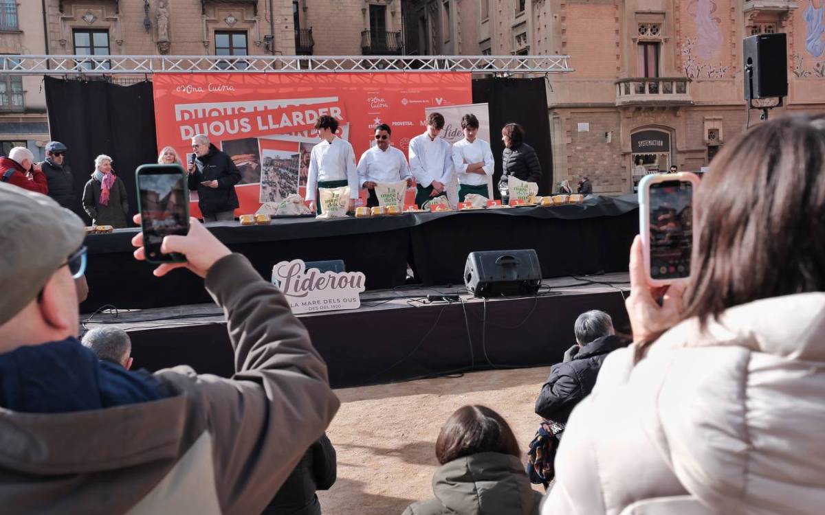 Dijous Llarder a la plaça Major de Vic 2026.