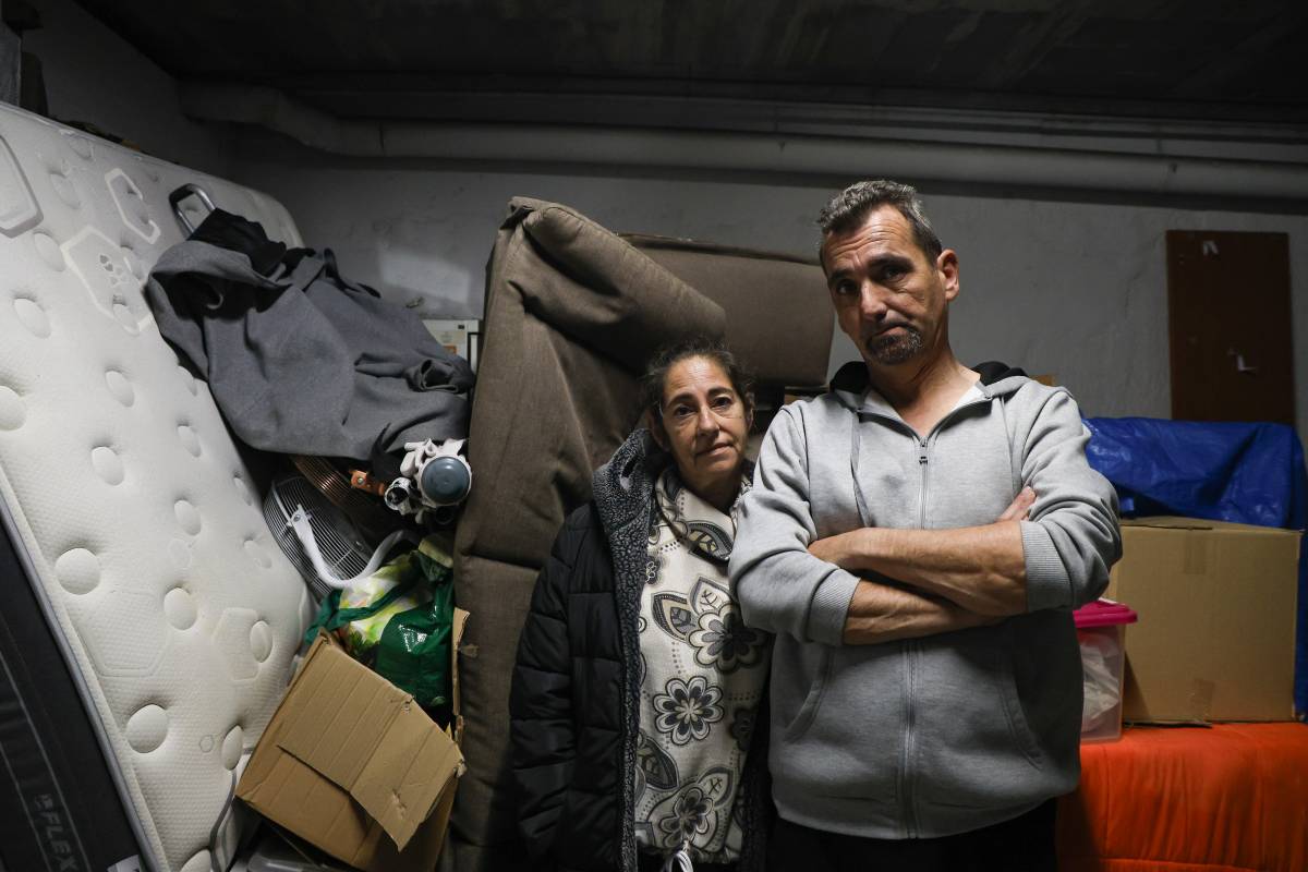 89 dies fent vida a un pàrquing: “Cobro 1.400 euros i no trobo pis”