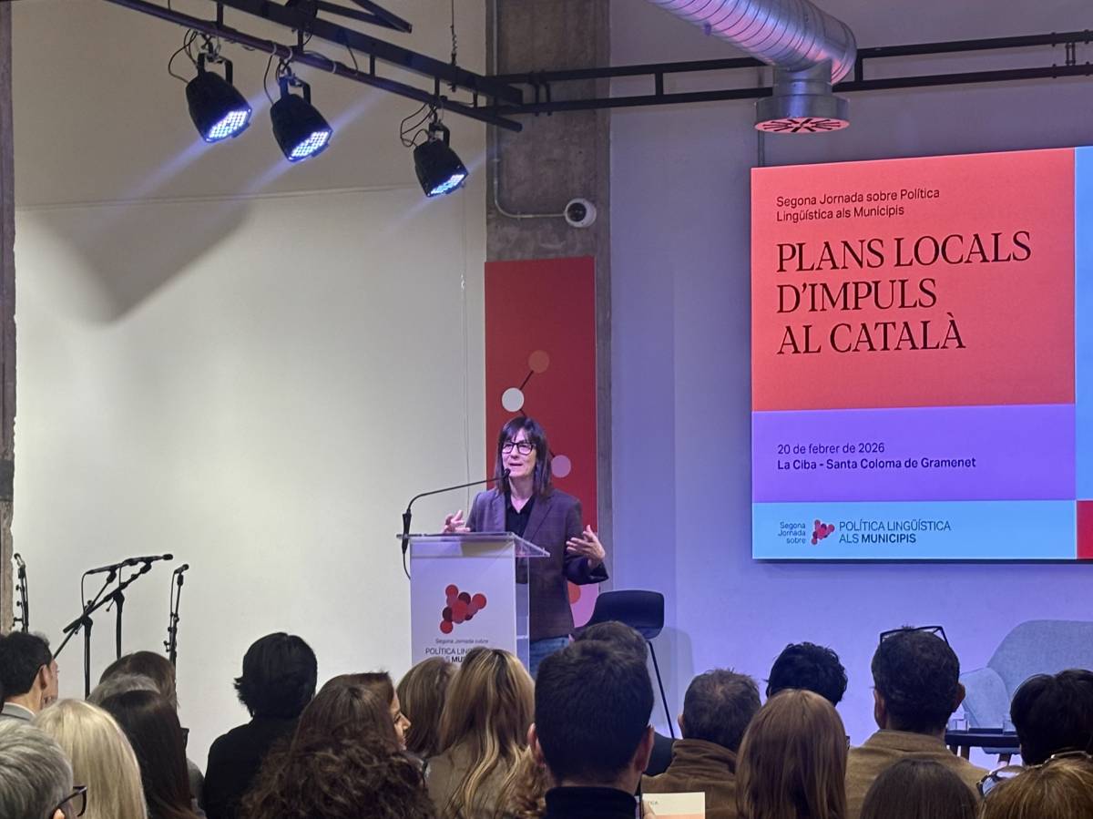 «Santaco» com a punt de trobada en la defensa municipal del català