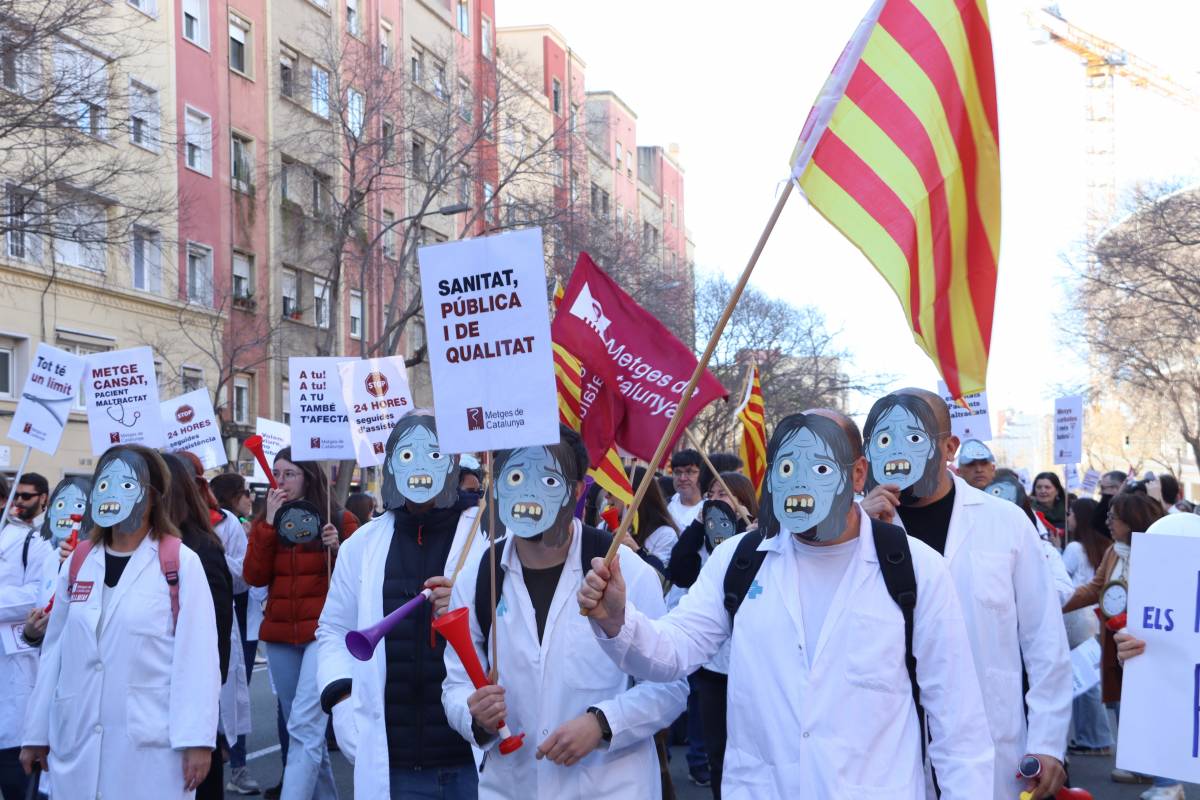 Nova vaga dels metges: rua reivindicativa per Barcelona per denunciar la sobrecàrrega laboral