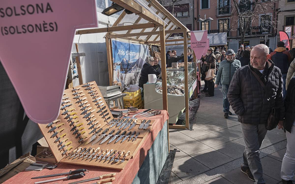 Vic celebra la primera edició de La Mocadera, la fira de l`embotit català artesà.