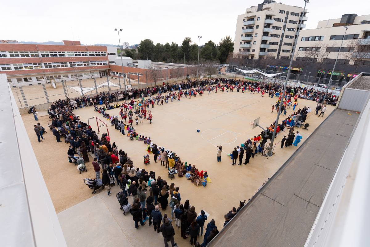 Marea festiva i solidària a l’escola Mas Boadella: "Hem fet rècord de recaptació per a investigar malalties infantils"