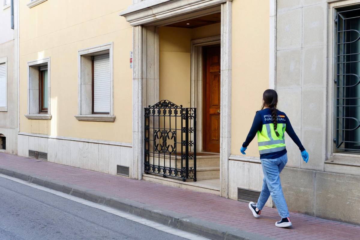 La Policia Nacional durant l`operatiu