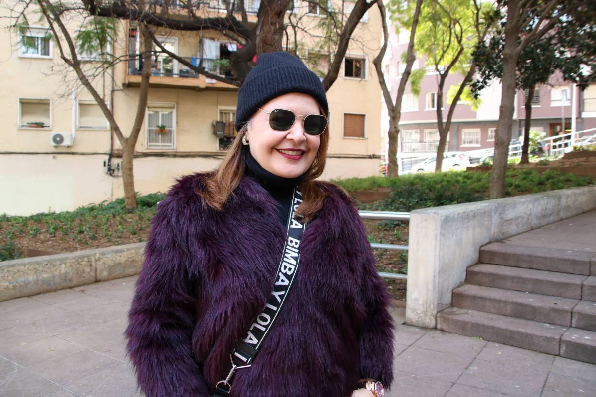 Migrants celebren la regularització: «Soc una catalana més, només necessito que un paper ho demostri»