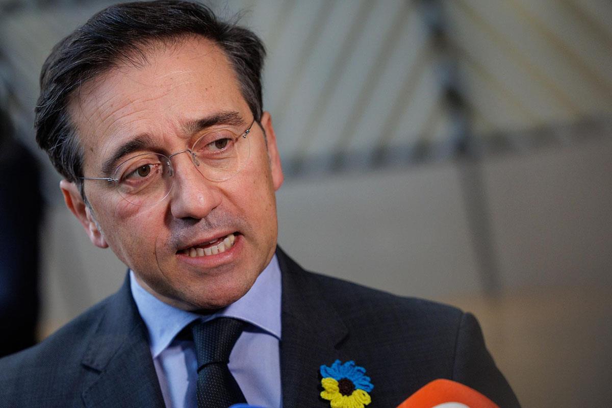 Albares avisa de l’escalada militar entre els EUA, Israel i l’Iran: «Pot tenir conseqüències imprevisibles»