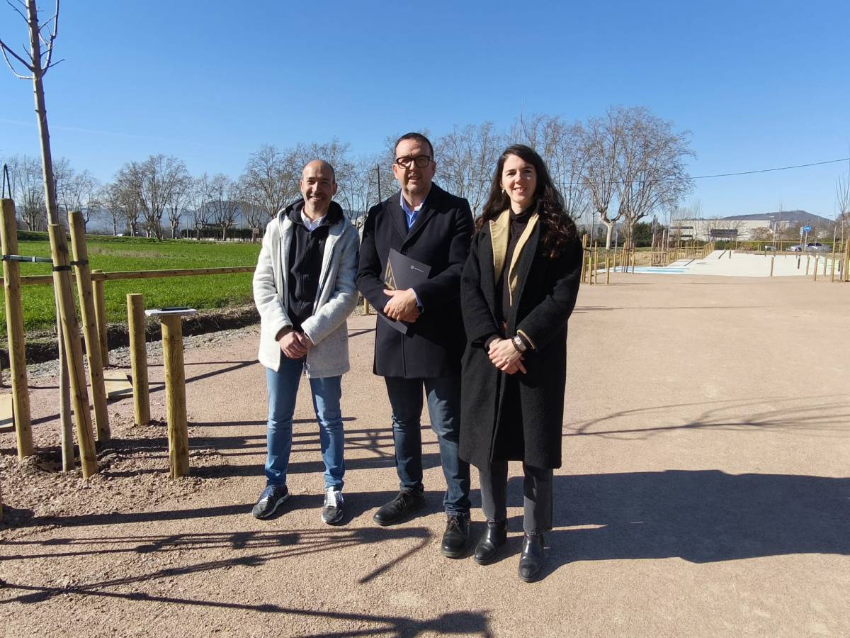 Vic disposa d'un nou aparcament paisatgístic gratuït al sud de la ciutat