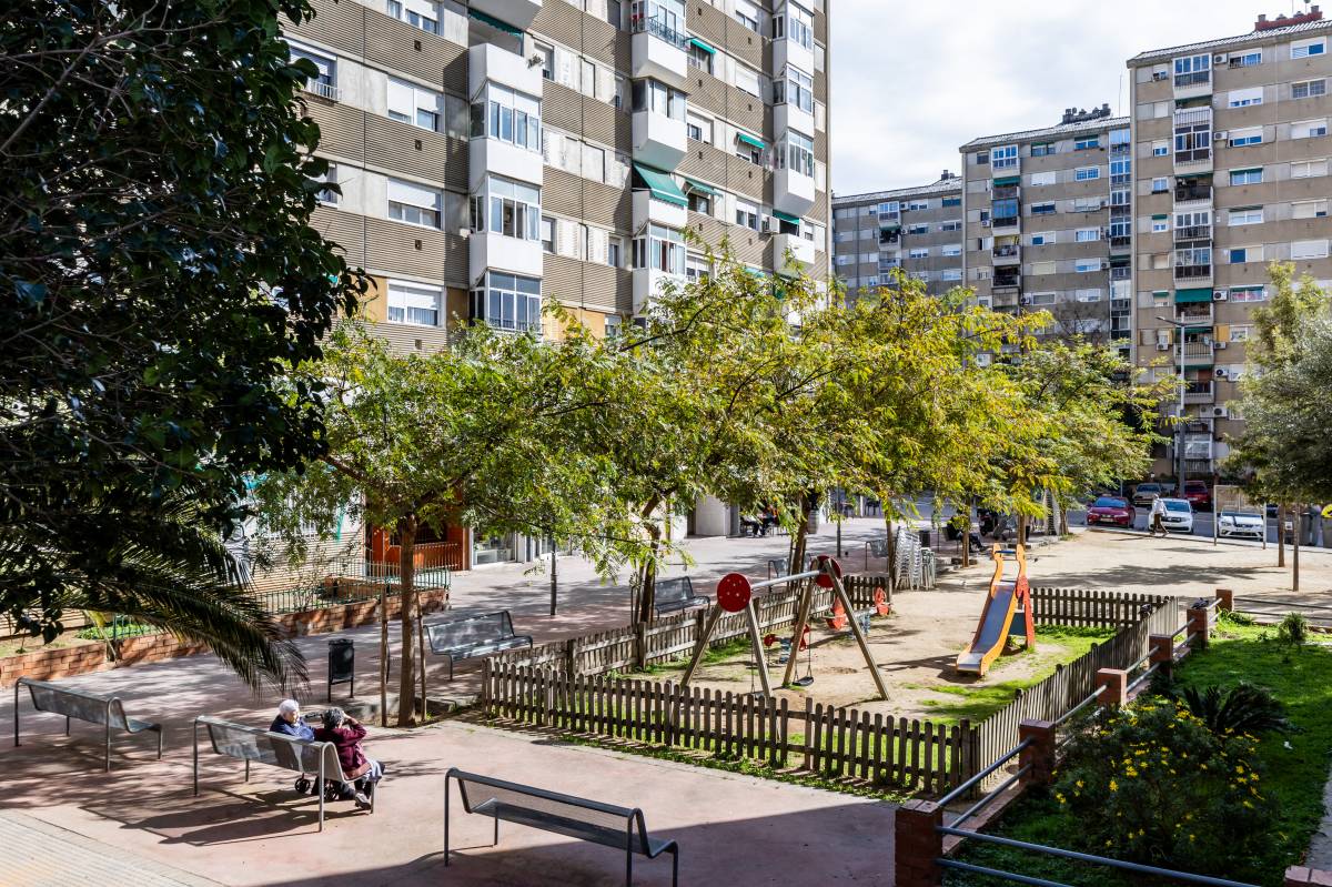 Llum verda: trien dues empreses per la primera fase de la retirada de l'amiant a Badia