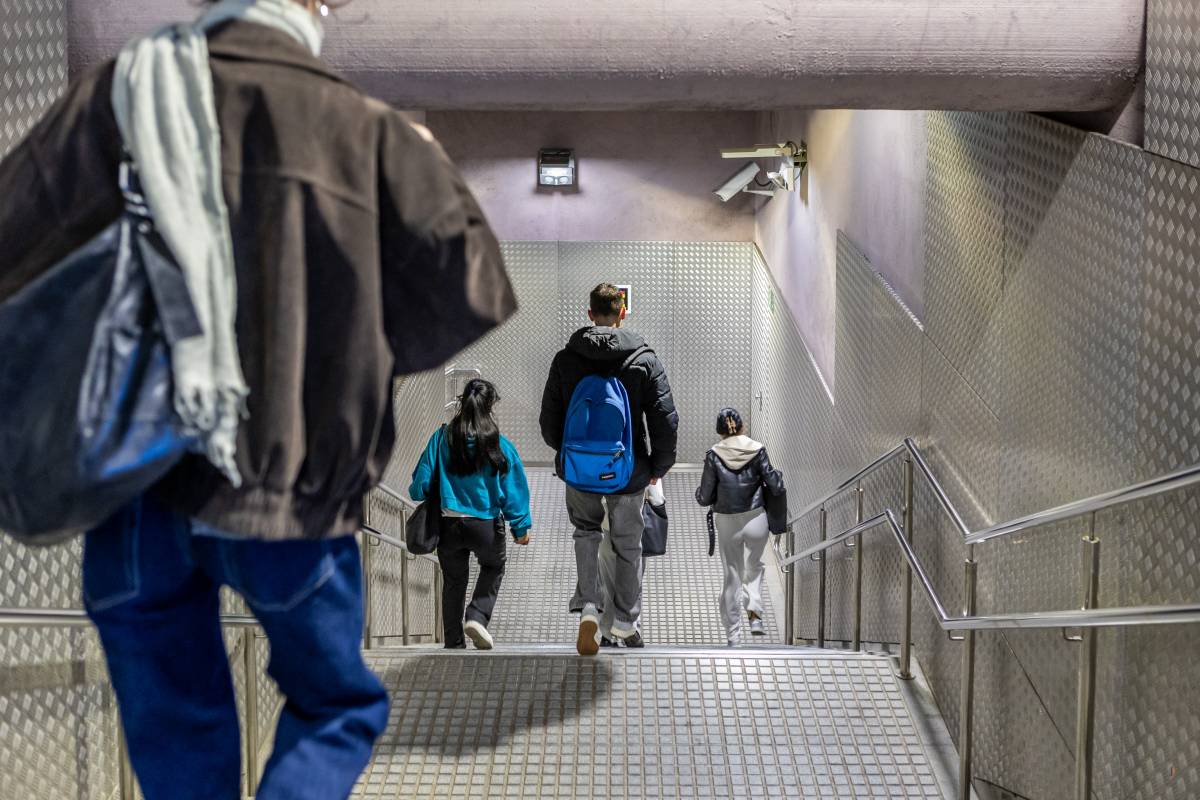 Tranquil·litat a l`estació de Sabadell Nord durant la vaga d`FGC - Juanma Peláez Tranquil·litat a l`estació de Sabadell Nord durant la vaga d`FGC