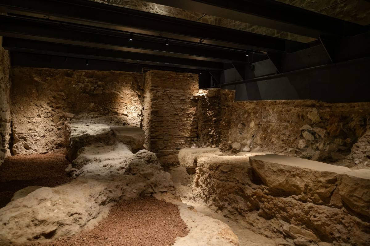 Les obres d'un hotel a Barcelona capgiren els coneixements de l'urbanisme de la ciutat romana