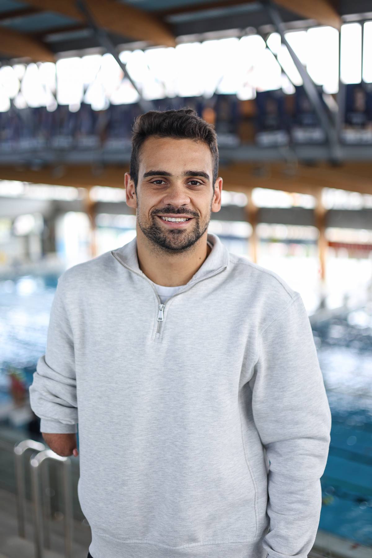 Salguero a la piscina de 50m del CNS Can Llong