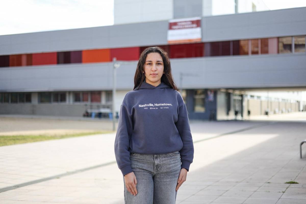 Kawtar Amzzane, guanyadora d'un premi de ciència amb un treball 