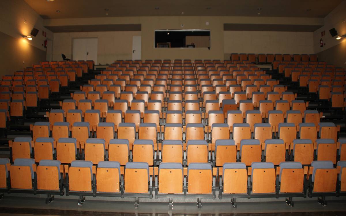 Navarcles estrenarà el primer Dinar de Dones Intergeneracional en el programa del 8 de Març