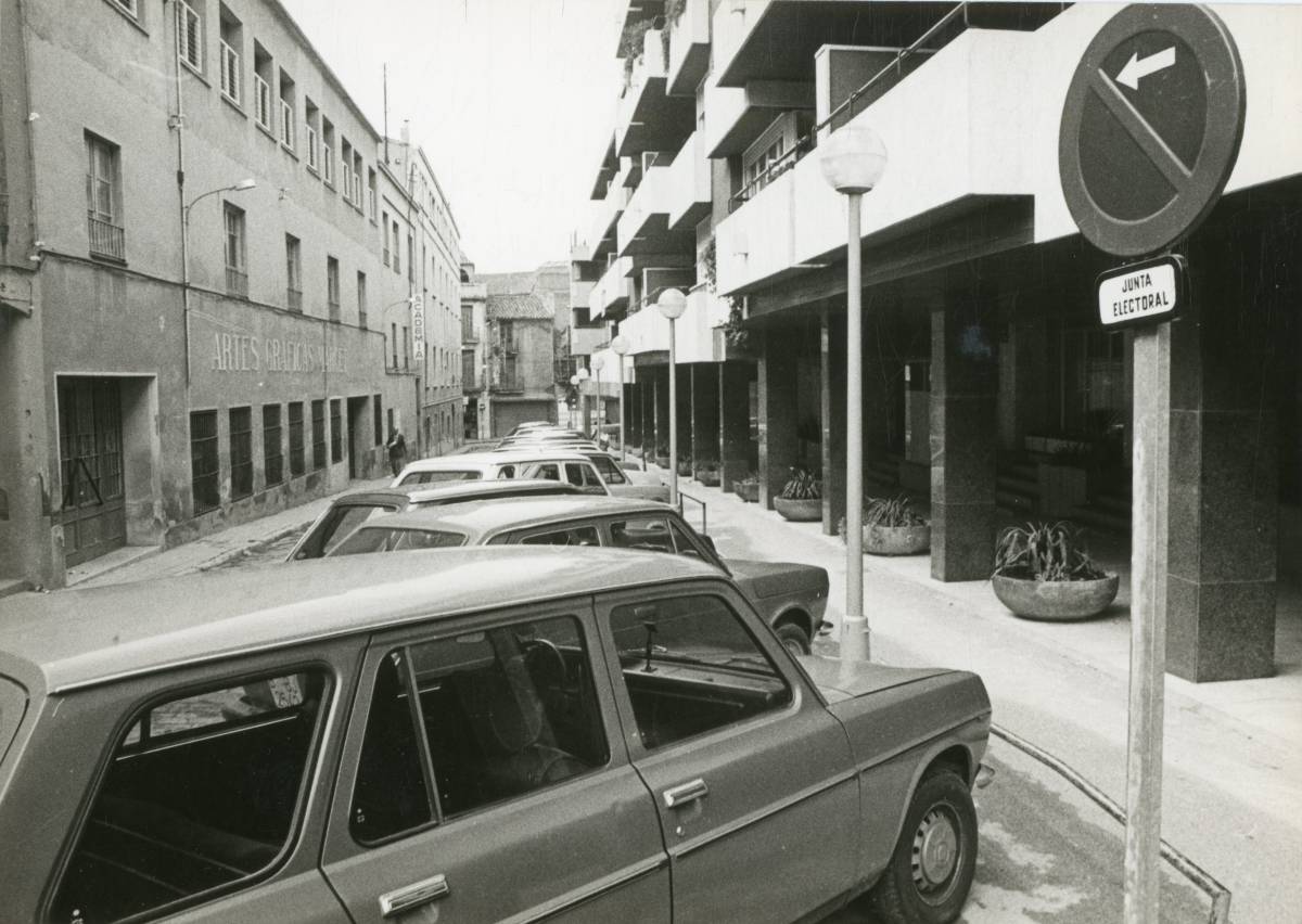 Unes places per als de la junta electoral