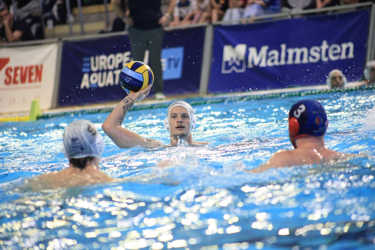 Cabanas ha anotat tres gols en el triomf sabadellenc - Victor Castillo Cabanas ha anotat tres gols en el triomf sabadellenc