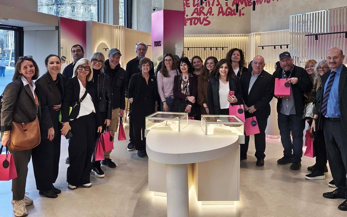 La Cambra impulsa un tour a Barcelona per inspirar el comerç manresà