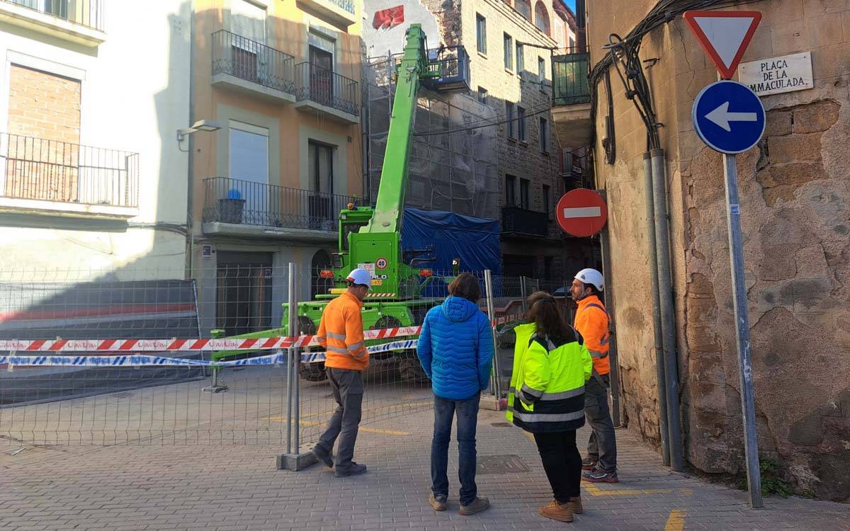 Els desallotjats d'un dels blocs afectats per l'incendi al carrer Santa Llúcia poden tornar a casa