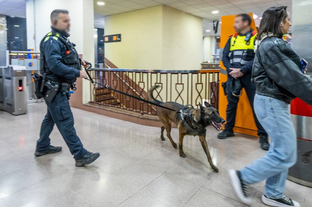 Operatiu policial especial a l`estació de Rodalies de Sabadell Sud