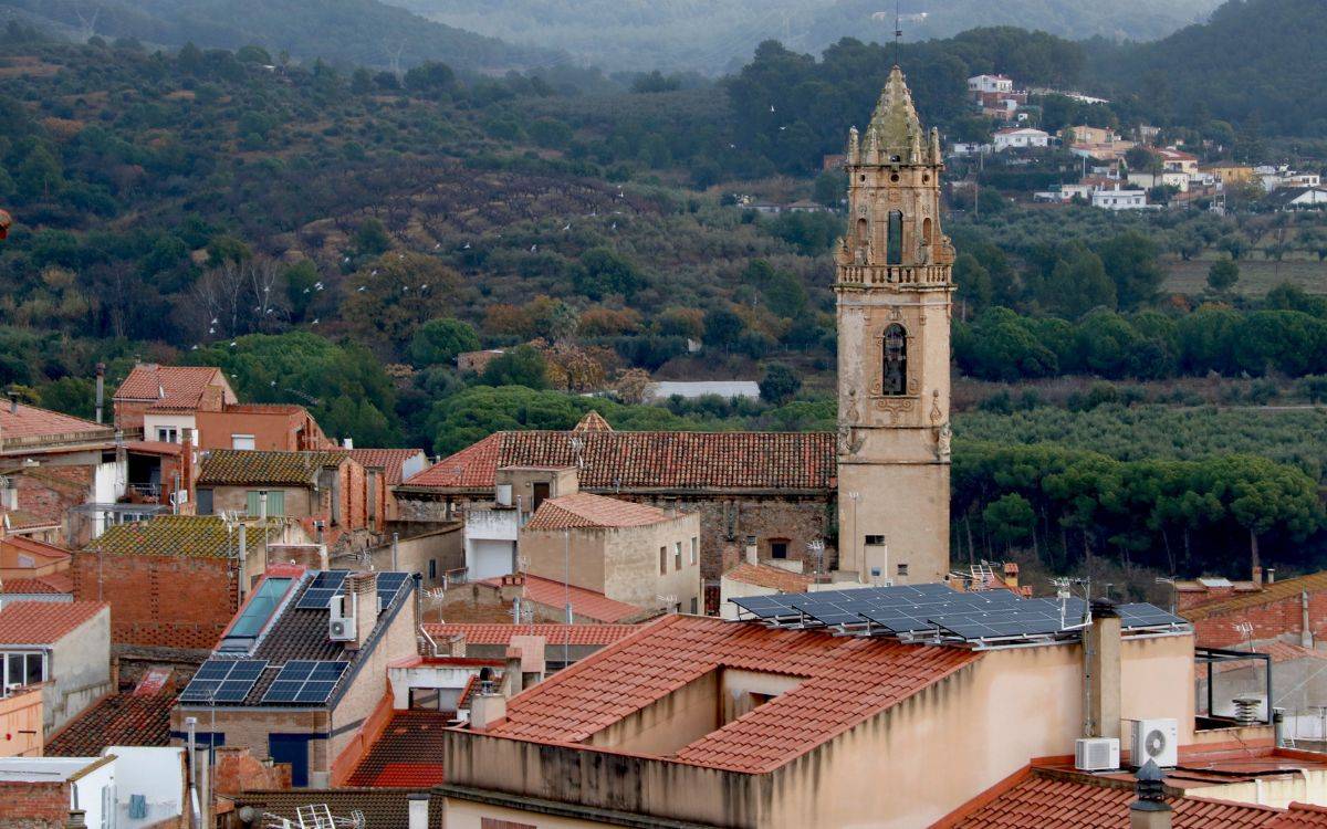 Maspujols impulsa un servei energètic municipal: s'instal·laran 500 plaques fotovoltaiques