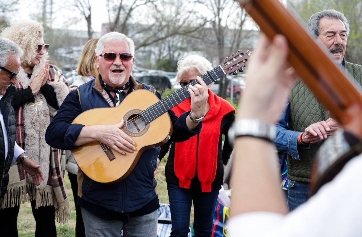FOTOS | Terrassa celebra el Dia d'Andalusia en comunitat