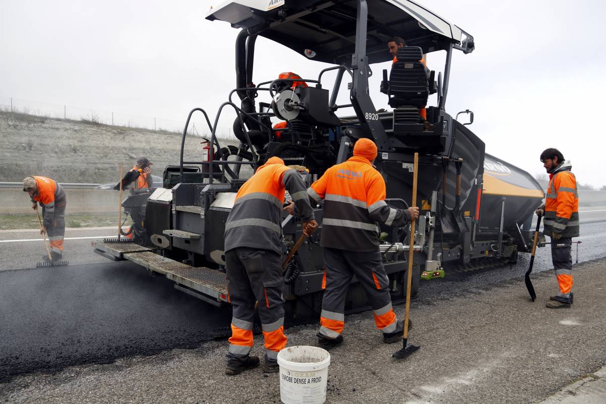 Comencen les obres d’emergència per reparar el ferm de l’A-2 entre Cervera i la Panadella