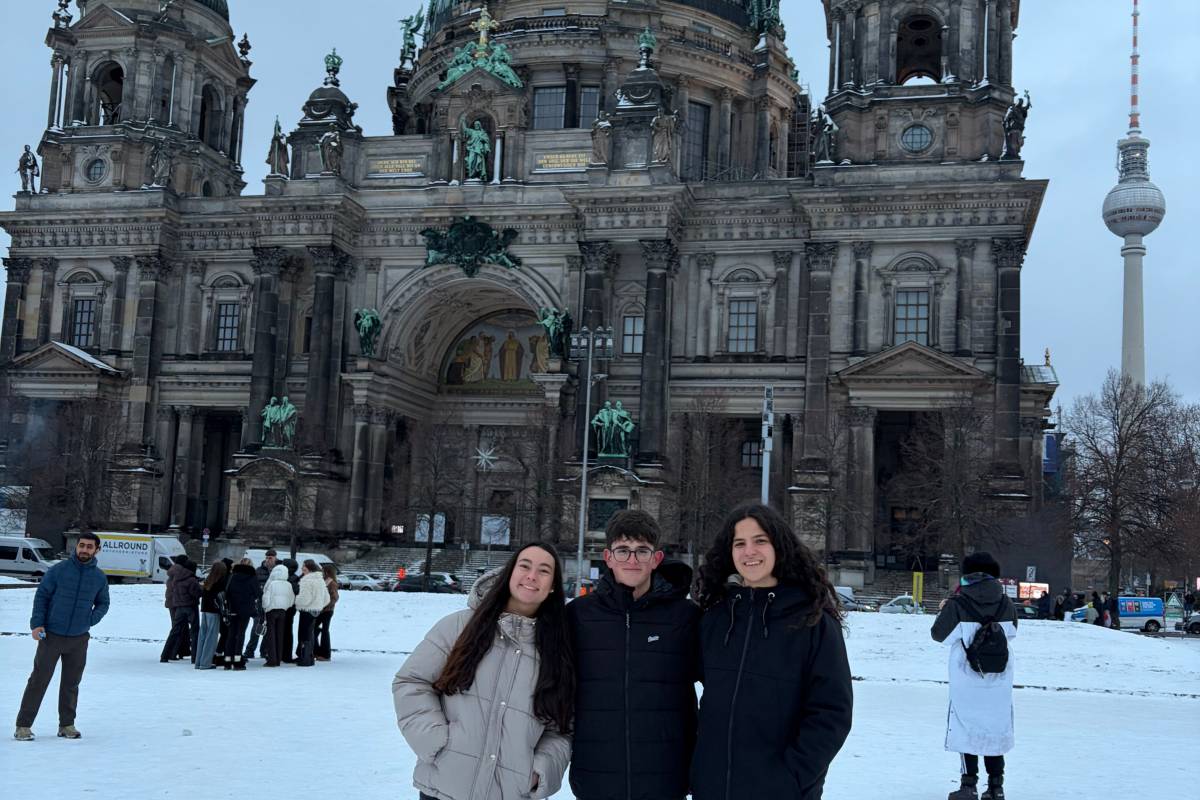 Multilingüe, plurilingüe, panteiglota?