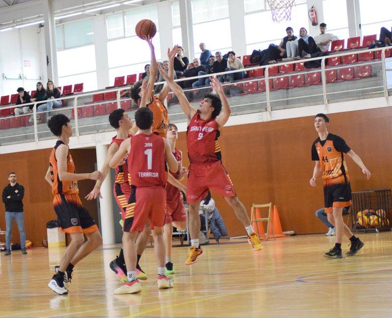 Les cròniques dels partits del CB Solsona 