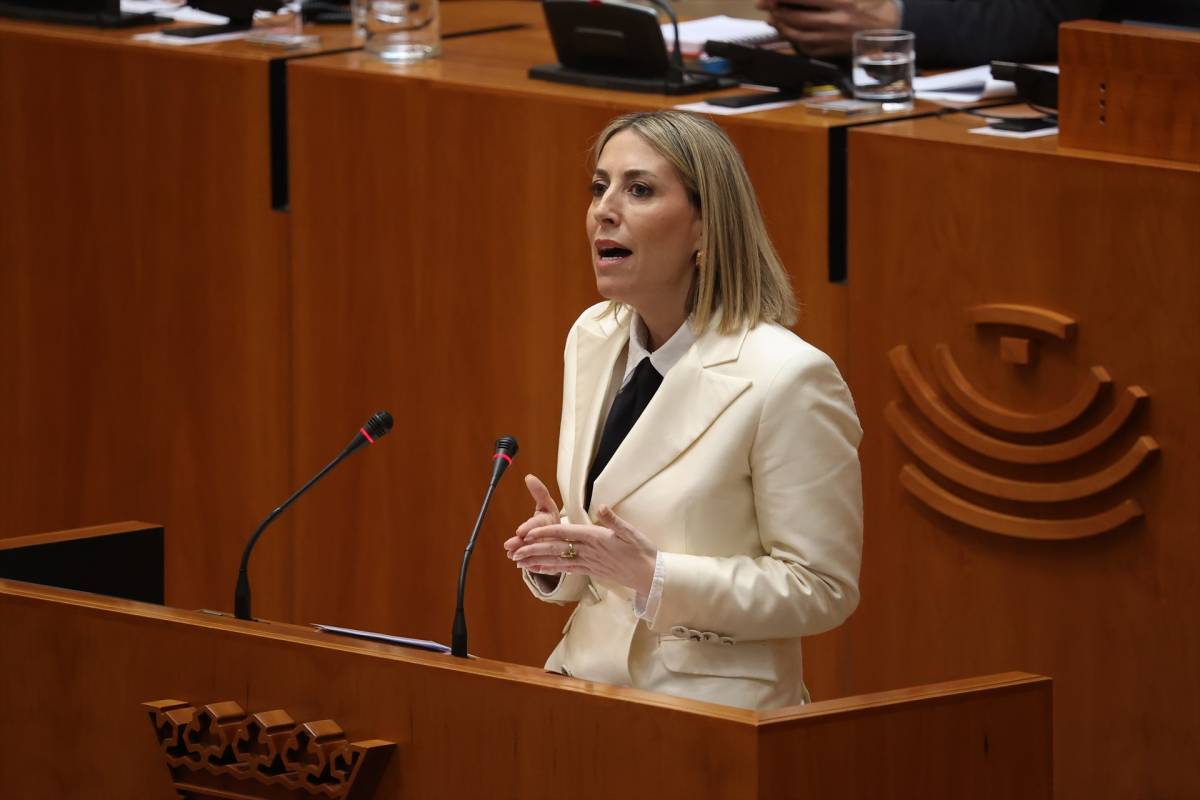 Vox tomba el primer intent d'investidura de María Guardiola a Extremadura