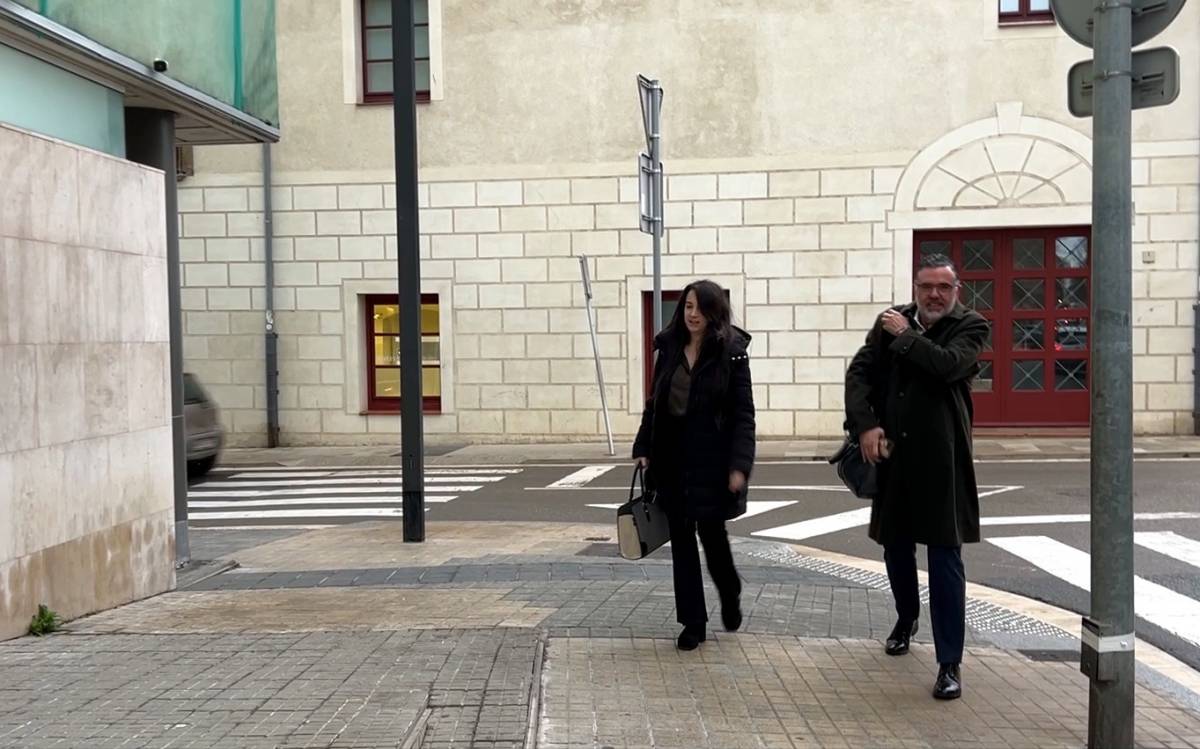 Comencen a declarar els investigats per presumptes delictes ambientals i irregularitats en un abocador de Seva