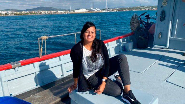 La mar s`ha convertit en un estil de vida per a ella.