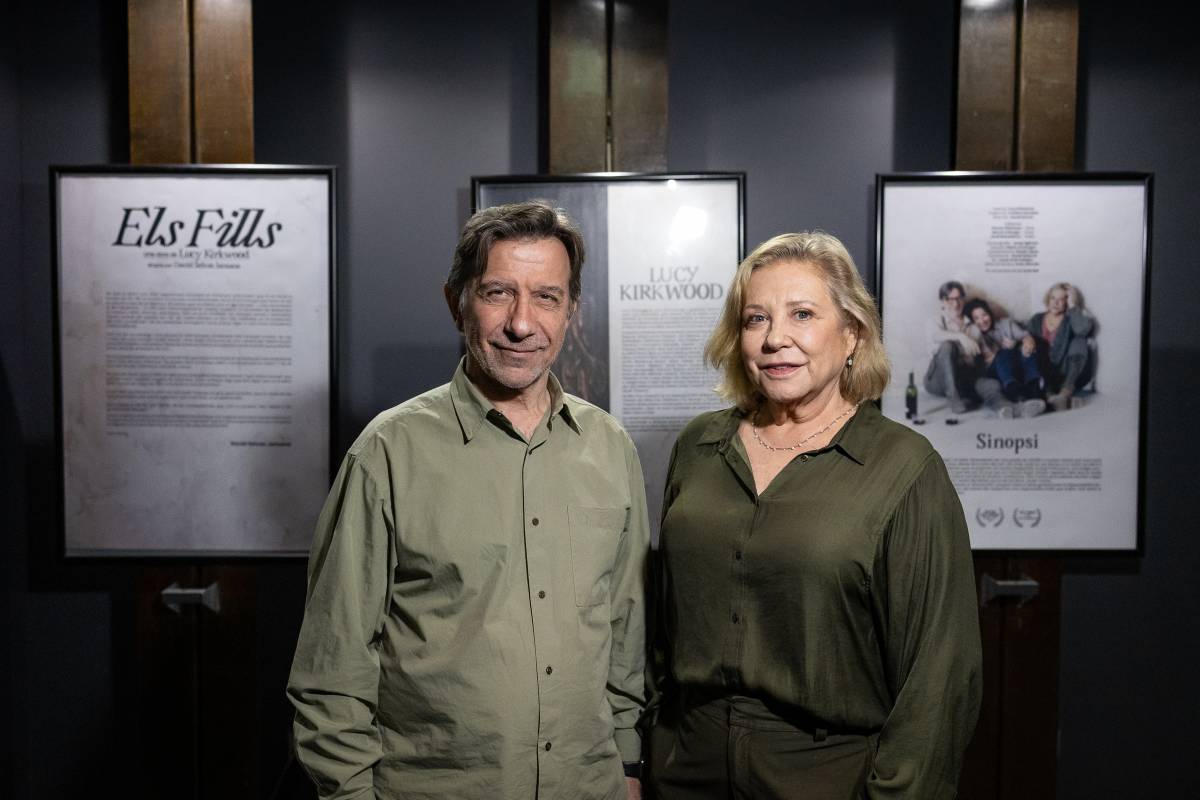 «No hi ha ningú al timó d'aquest món»